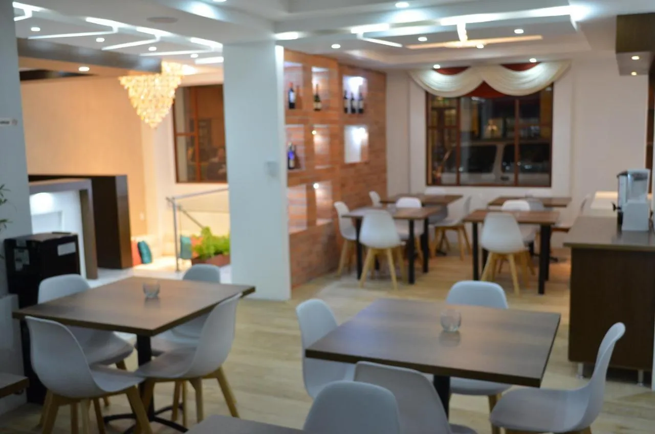 Hotel Gran Mariscal Quito 3*,